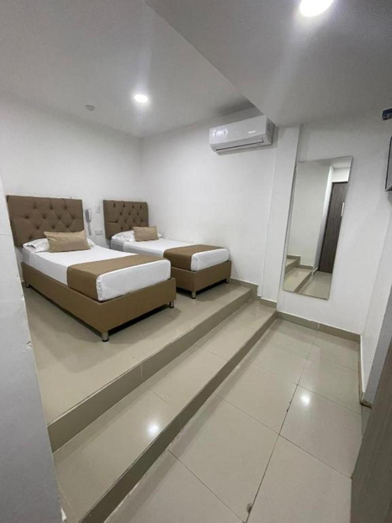 Hs-t Triple Con Wifi, Piscina Y Aire Acondicionado Apartamento
